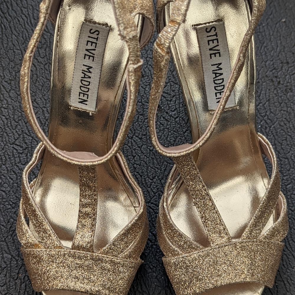 Steve Madden heels, size 6